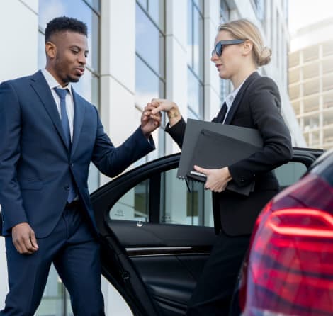 Reliable airport taxi driver in Lone Tree, CO